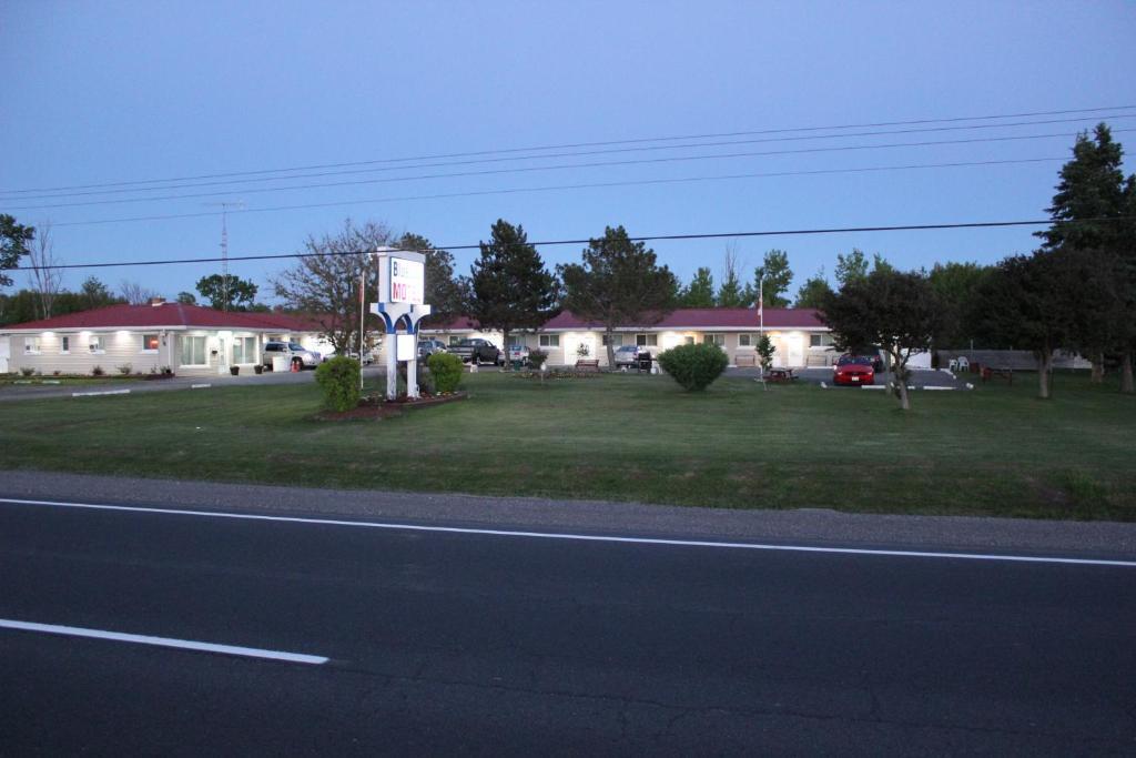 Blue Jay Motel Peterborough